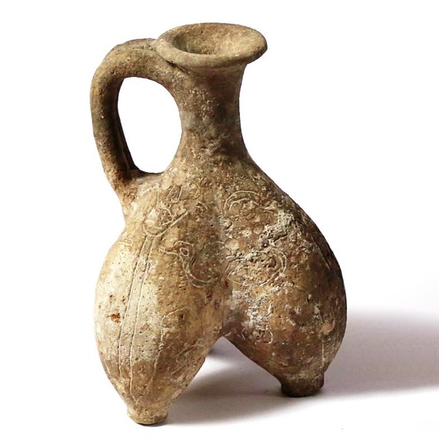 216_MB2_פכית_תל_אל_יהודיה_עם_ציפור_אפריל_2019_19400